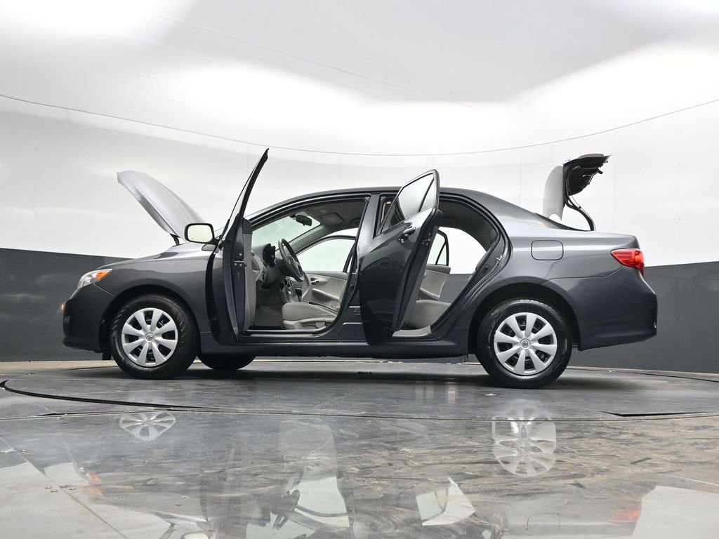 Used 2010 Toyota Corolla LE FWD image 37