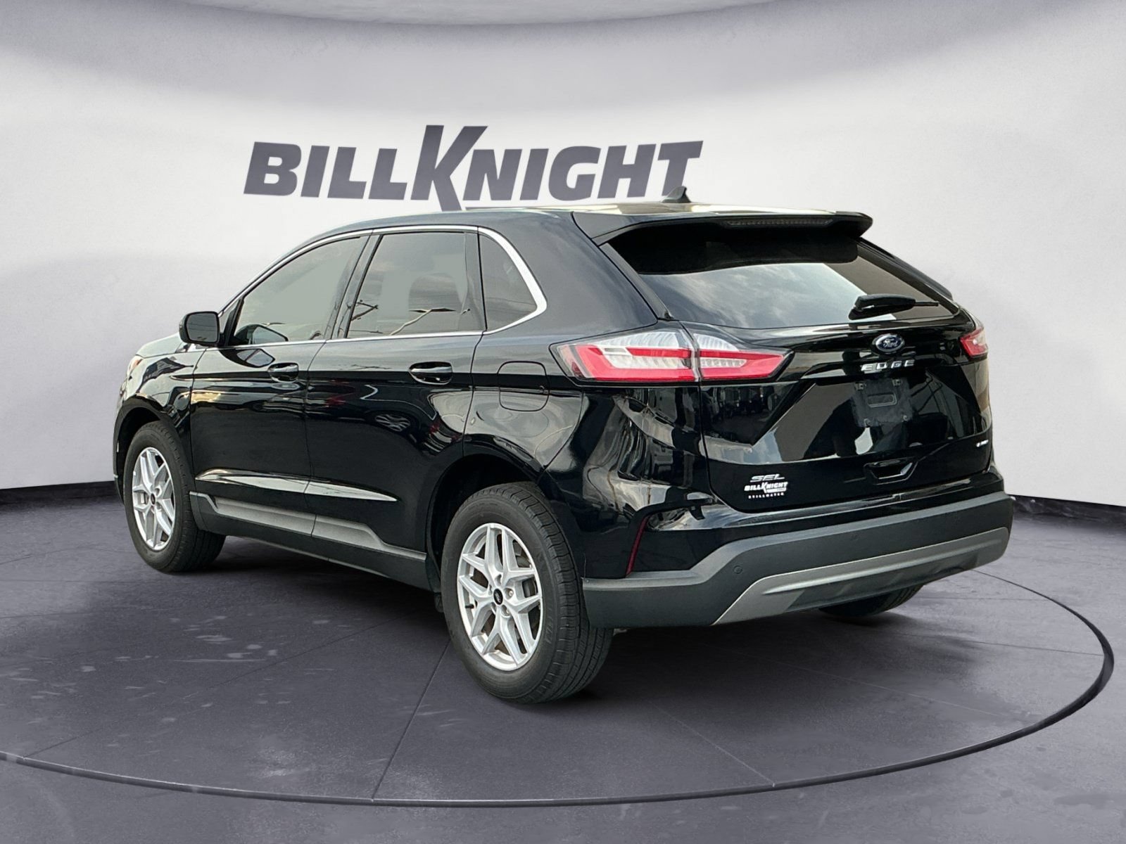 Used 2024 Ford Edge SEL w/ Convenience Package AWD/4WD image 4