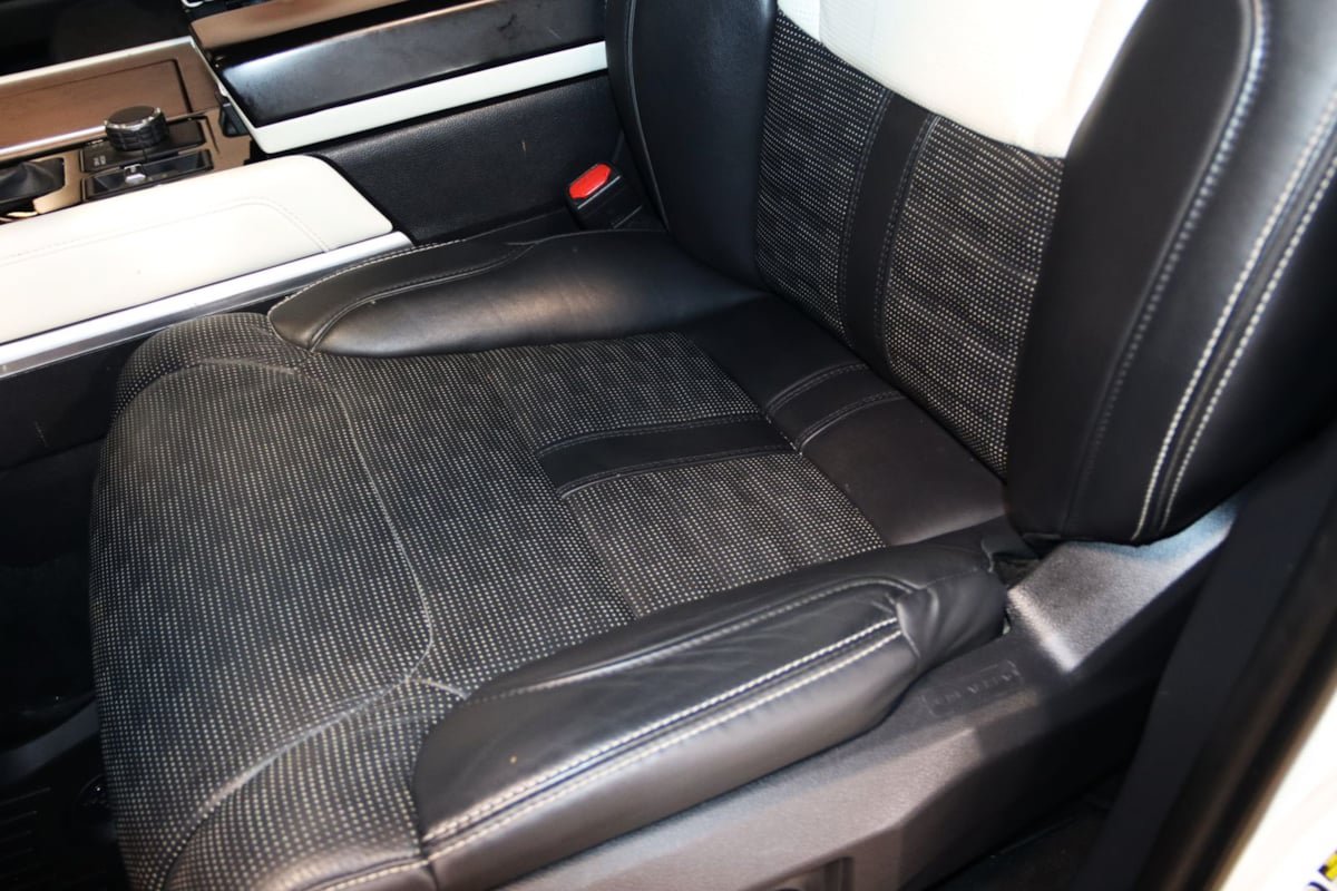 Used 2024 Toyota Tundra Capstone AWD/4WD image 39