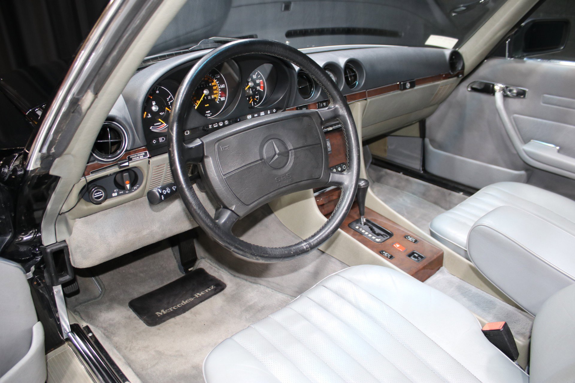 Used 1989 Mercedes-Benz 560 SL image 51