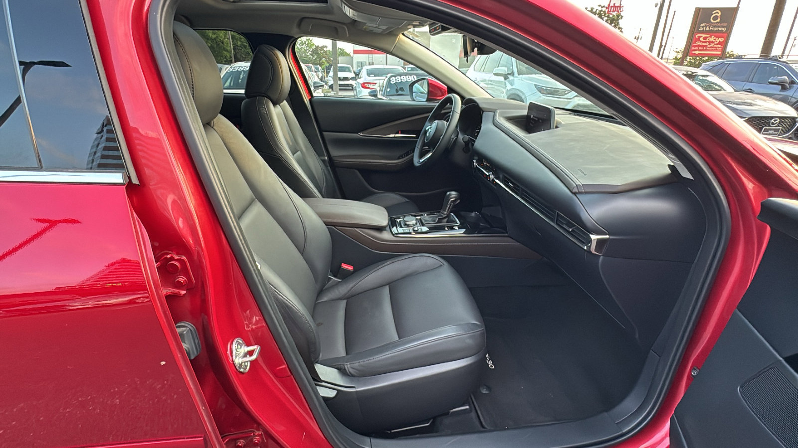 Used 2025 MAZDA CX-30 AWD 2.5 S w/ Premium Package image 23