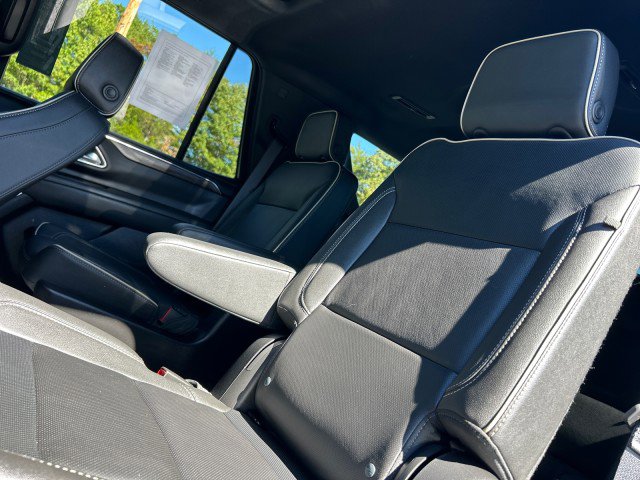 Used 2024 Chevrolet Tahoe Premier w/ Premium Package image 38