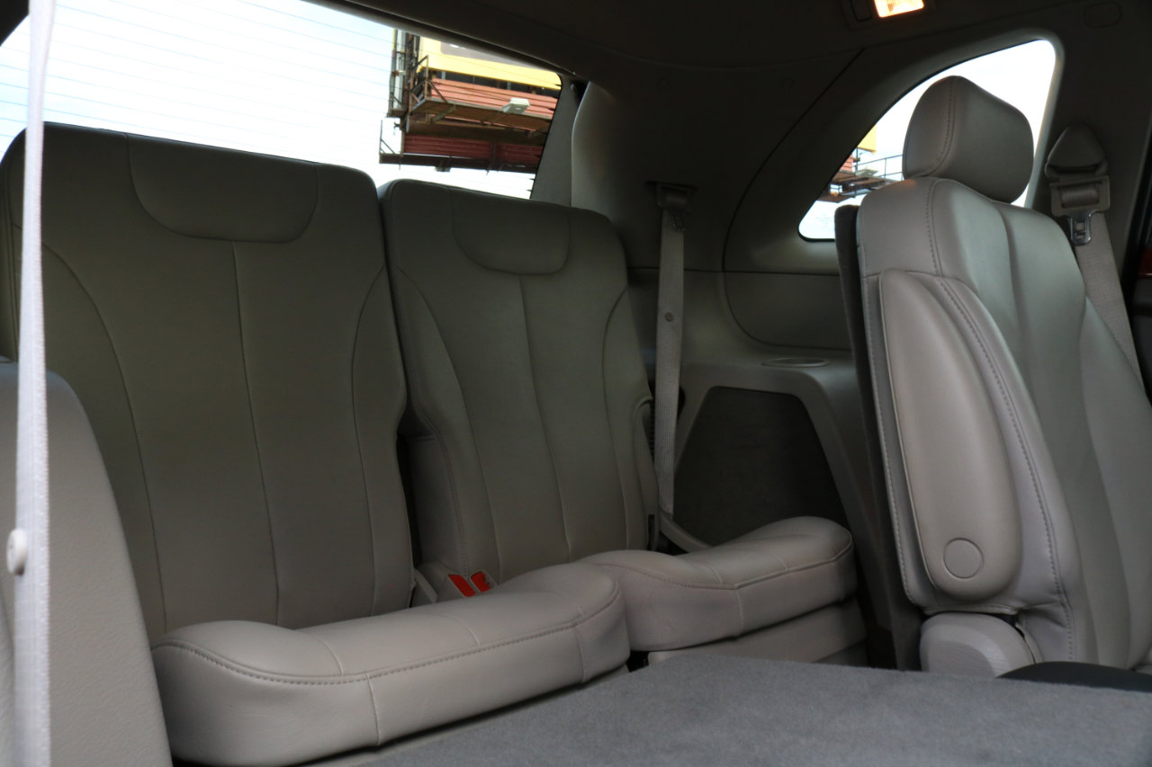 Used 2004 Chrysler Pacifica AWD image 40