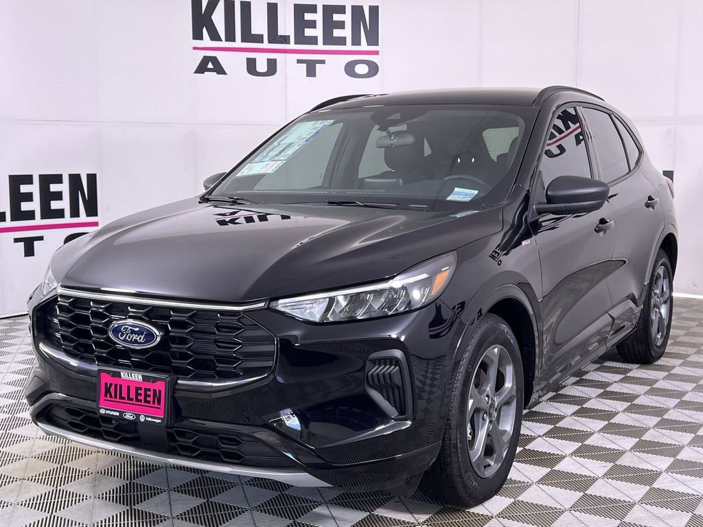 Used 2024 Ford Escape ST-Line w/ Equipment Group 301A image 3