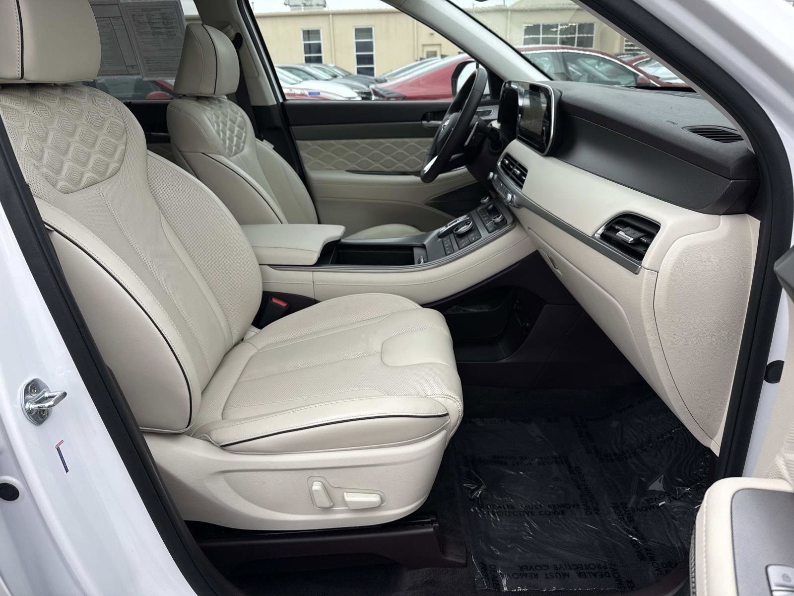 Used 2020 Hyundai Palisade Limited w/ Winter Weather Package image 20