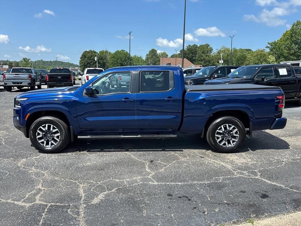 Used 2022 Nissan Frontier SV AWD/4WD image 4