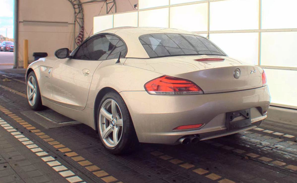 Used 2013 BMW Z4 sDrive28i image 6