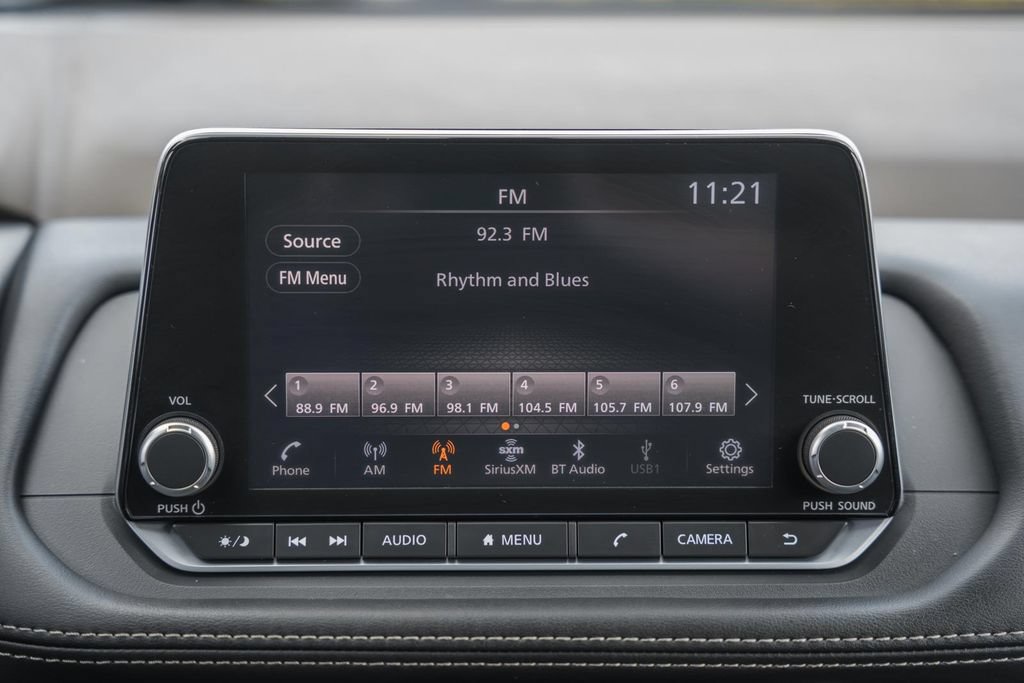 Used 2023 Nissan Rogue SV AWD/4WD image 20