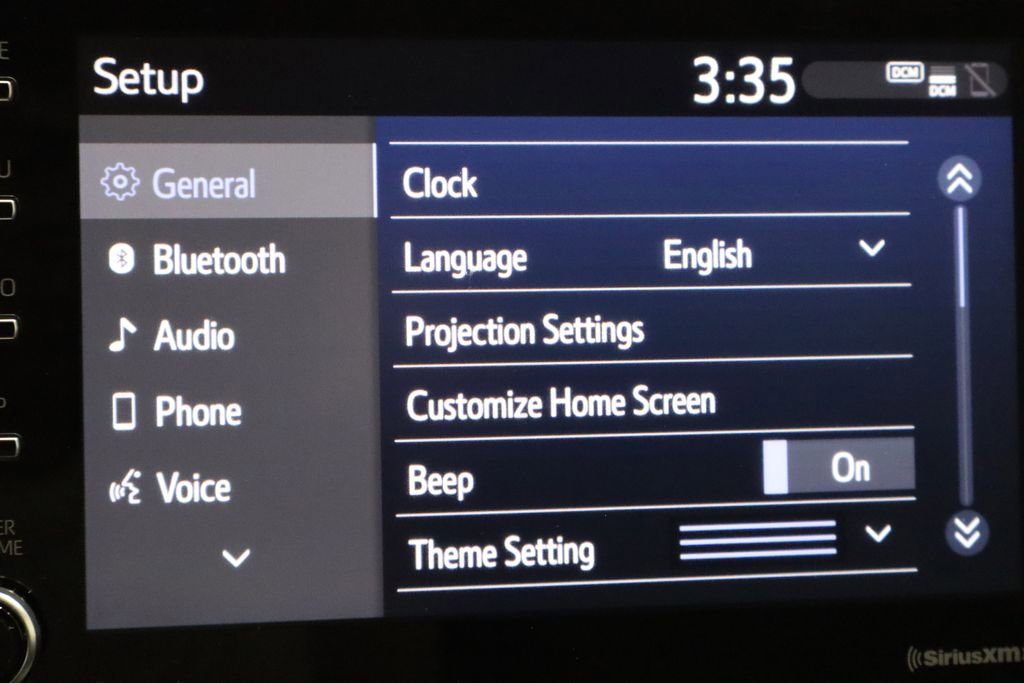 Used 2021 Toyota Highlander L image 36