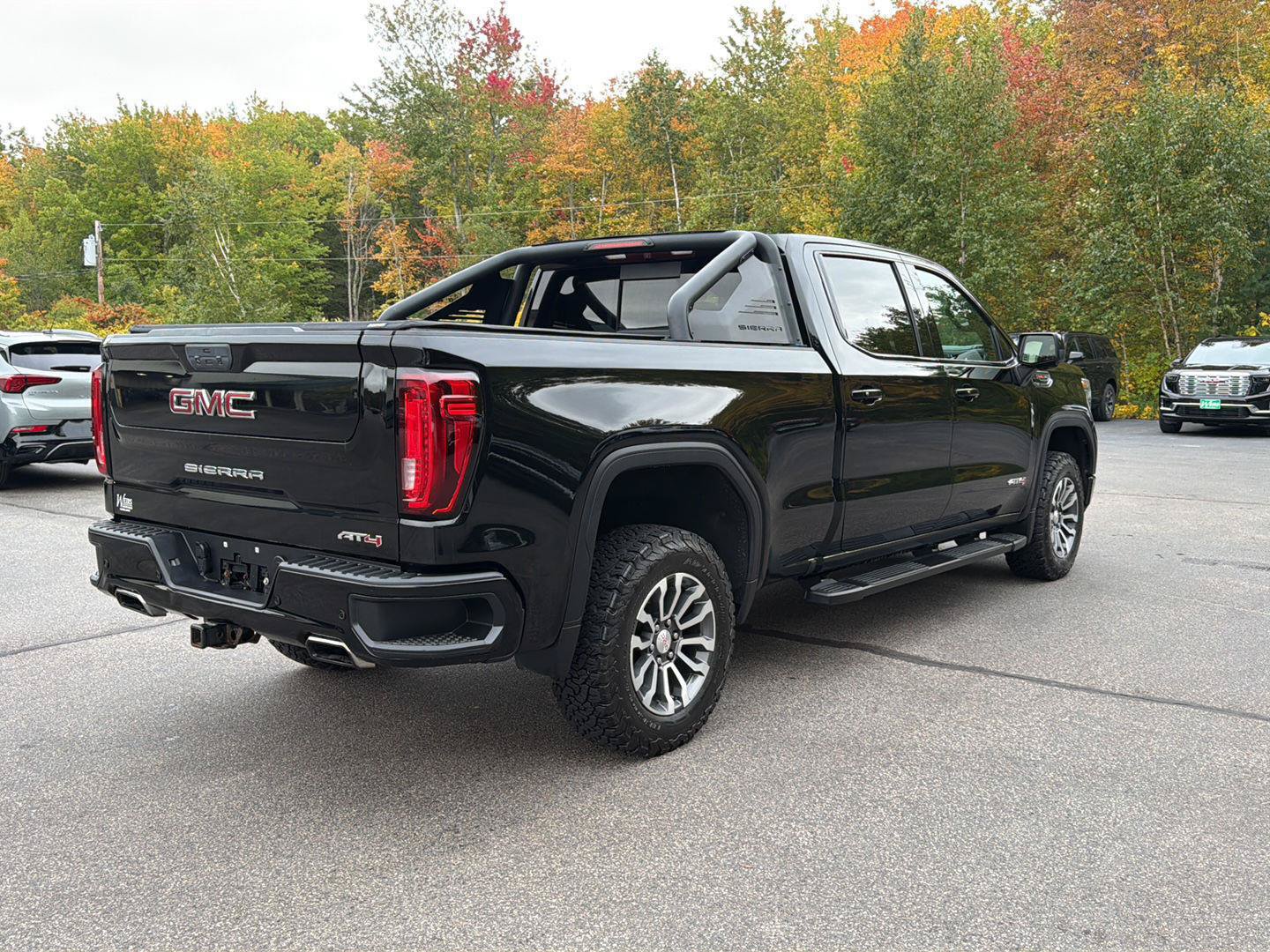 Certified 2019 GMC Sierra 1500 AT4 w/ Off Road Performance Package AWD/4WD image 5