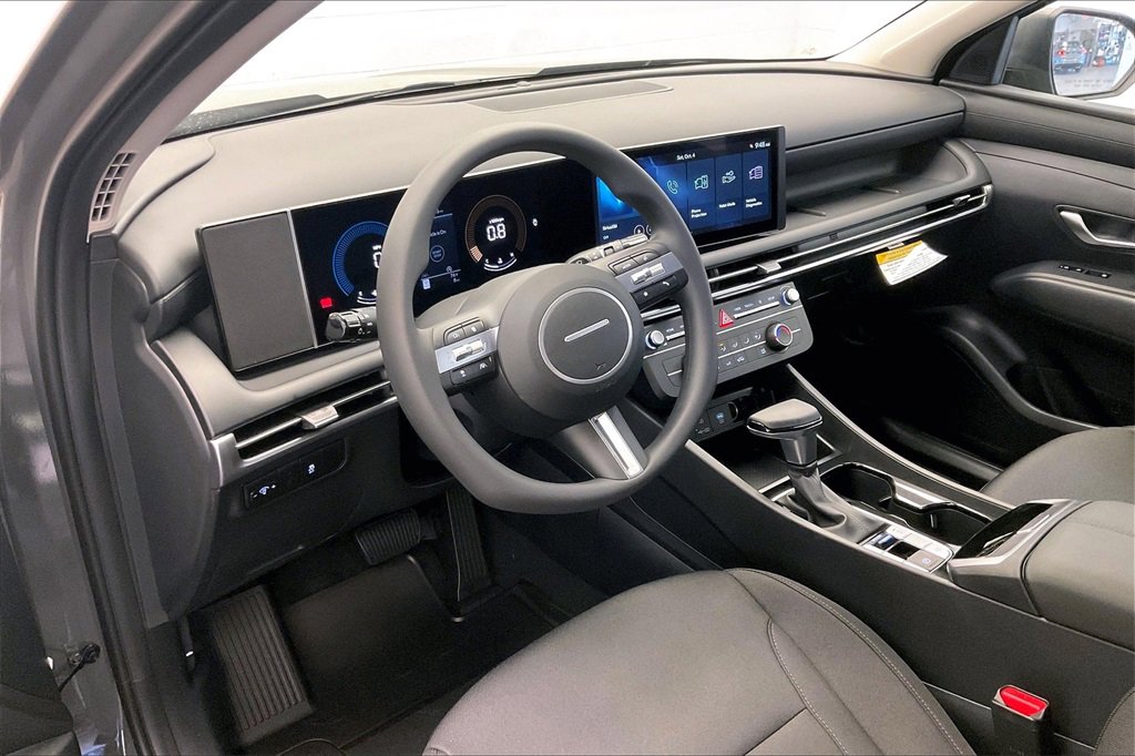 New 2026 Hyundai Tucson SE image 7