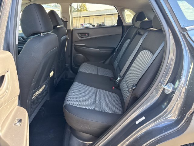 Used 2018 Hyundai Kona SEL AWD/4WD image 16