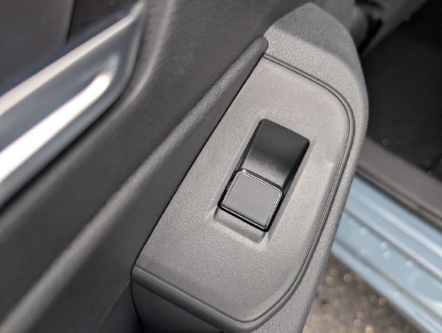 New 2027 Nissan Sentra SV w/ SV Convenience Package FWD image 16