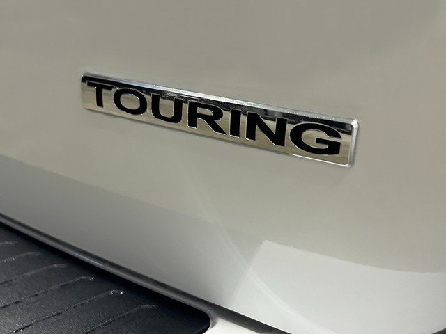 New 2026 Honda Odyssey Touring image 8