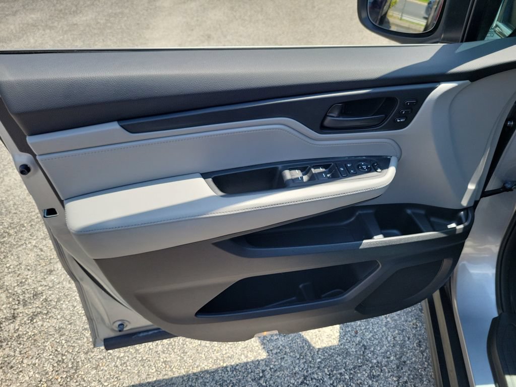 Used 2023 Honda Odyssey EX-L image 13