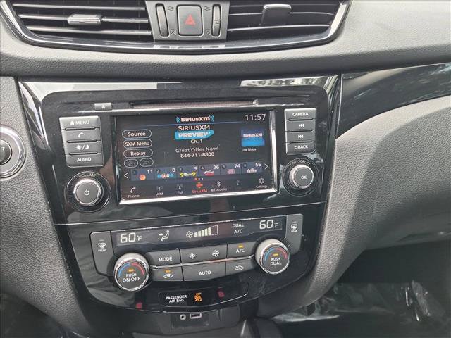Used 2020 Nissan Rogue Sport SV FWD image 14