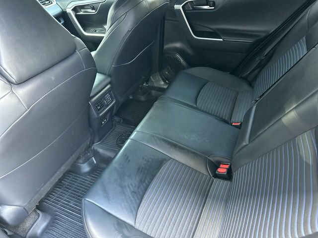 Used 2024 Toyota RAV4 XSE w/ Weather Package AWD/4WD image 14