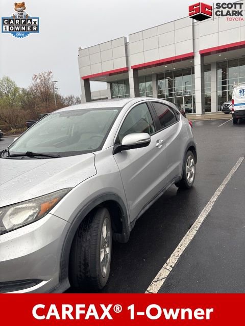 Used 2016 Honda HR-V EX image 2