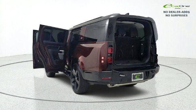 Used 2023 Land Rover Defender 130 First Edition AWD/4WD image 17