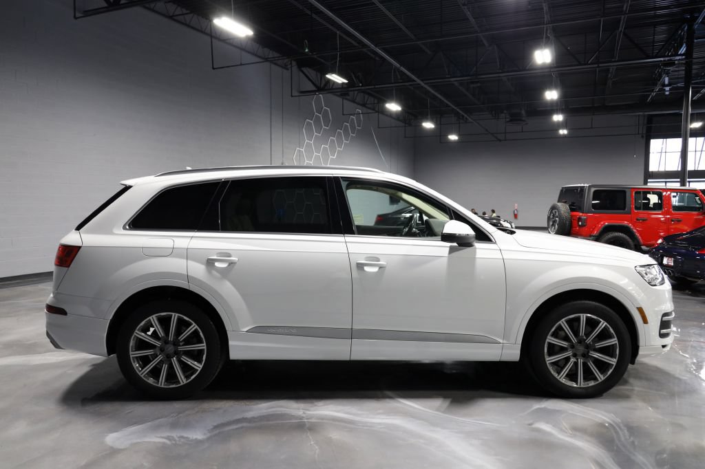 Used 2017 Audi Q7 3.0T Premium Plus AWD/4WD image 8