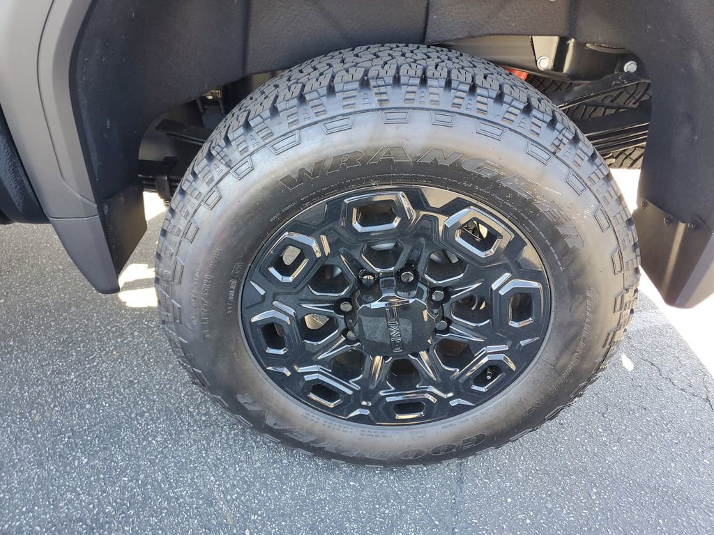 New 2026 GMC Sierra 2500 Denali w/ Denali Reserve Package image 5