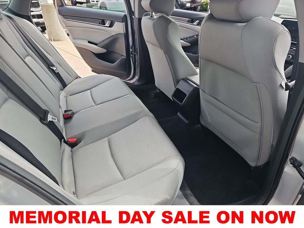 Used 2018 Honda Accord LX image 11
