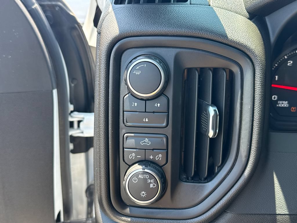 Used 2025 Chevrolet Silverado 3500 W/T w/ WT Convenience Package AWD/4WD image 26