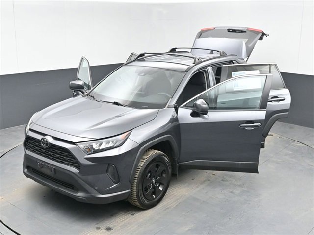Used 2021 Toyota RAV4 LE image 49