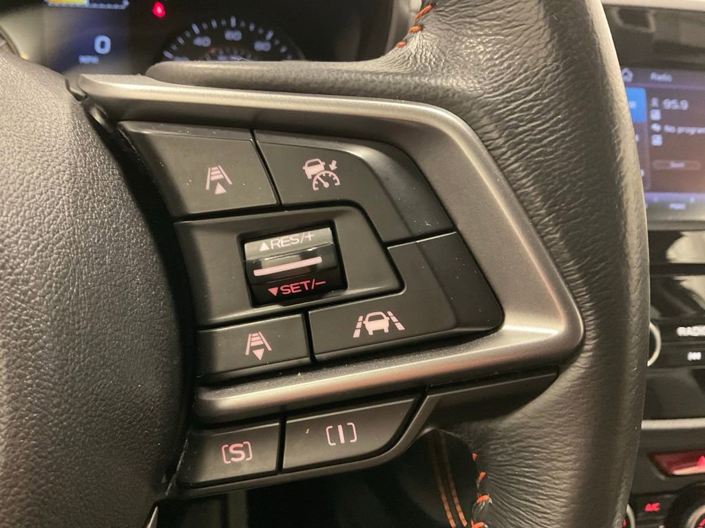 Used 2020 Subaru Crosstrek 2.0i Premium w/ Moonroof Package 2 image 16