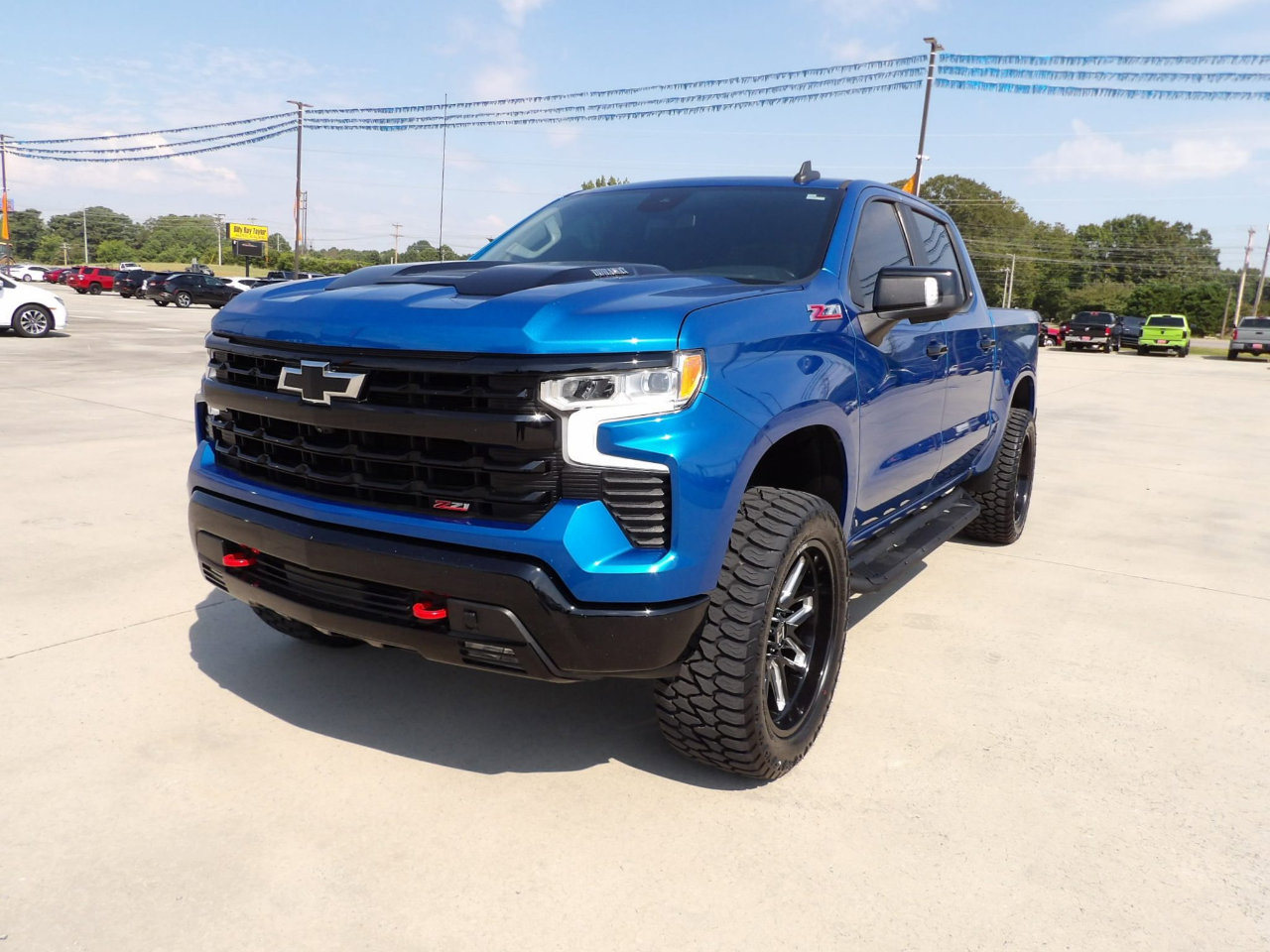 Used 2022 Chevrolet Silverado 1500 LT Trail Boss w/ LT Trail Boss Premium Package image 1