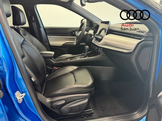 Used 2025 Jeep Compass Limited image 13