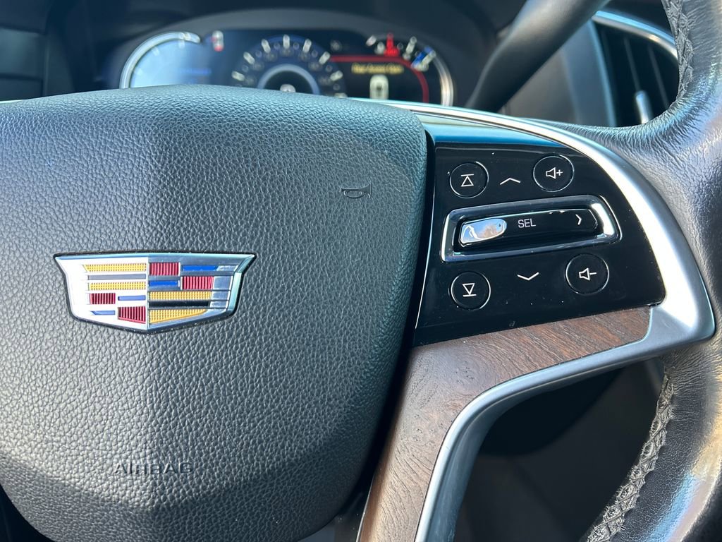 Used 2019 Cadillac Escalade Luxury image 18
