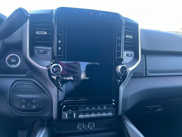 New 2026 RAM 2500 Big Horn AWD/4WD image 23