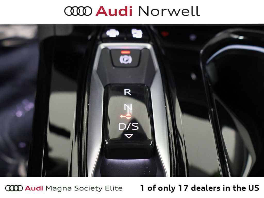 Used 2025 Audi Q5 Prestige AWD/4WD image 4