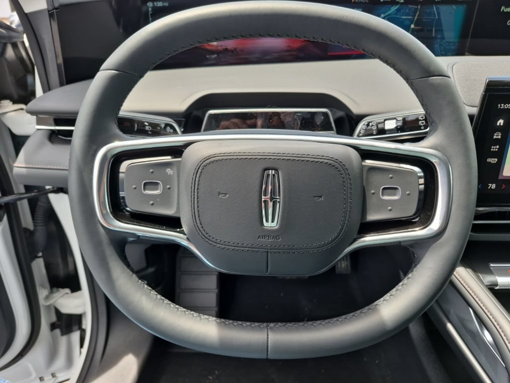 New 2026 Lincoln Nautilus Reserve AWD/4WD image 23
