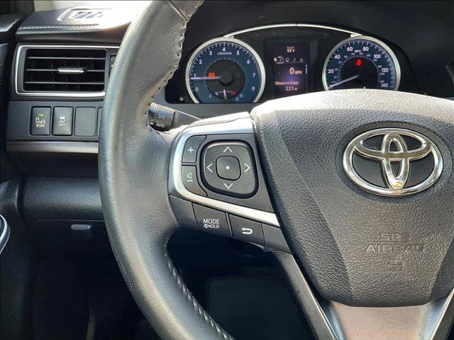 Used 2017 Toyota Camry XLE FWD image 16