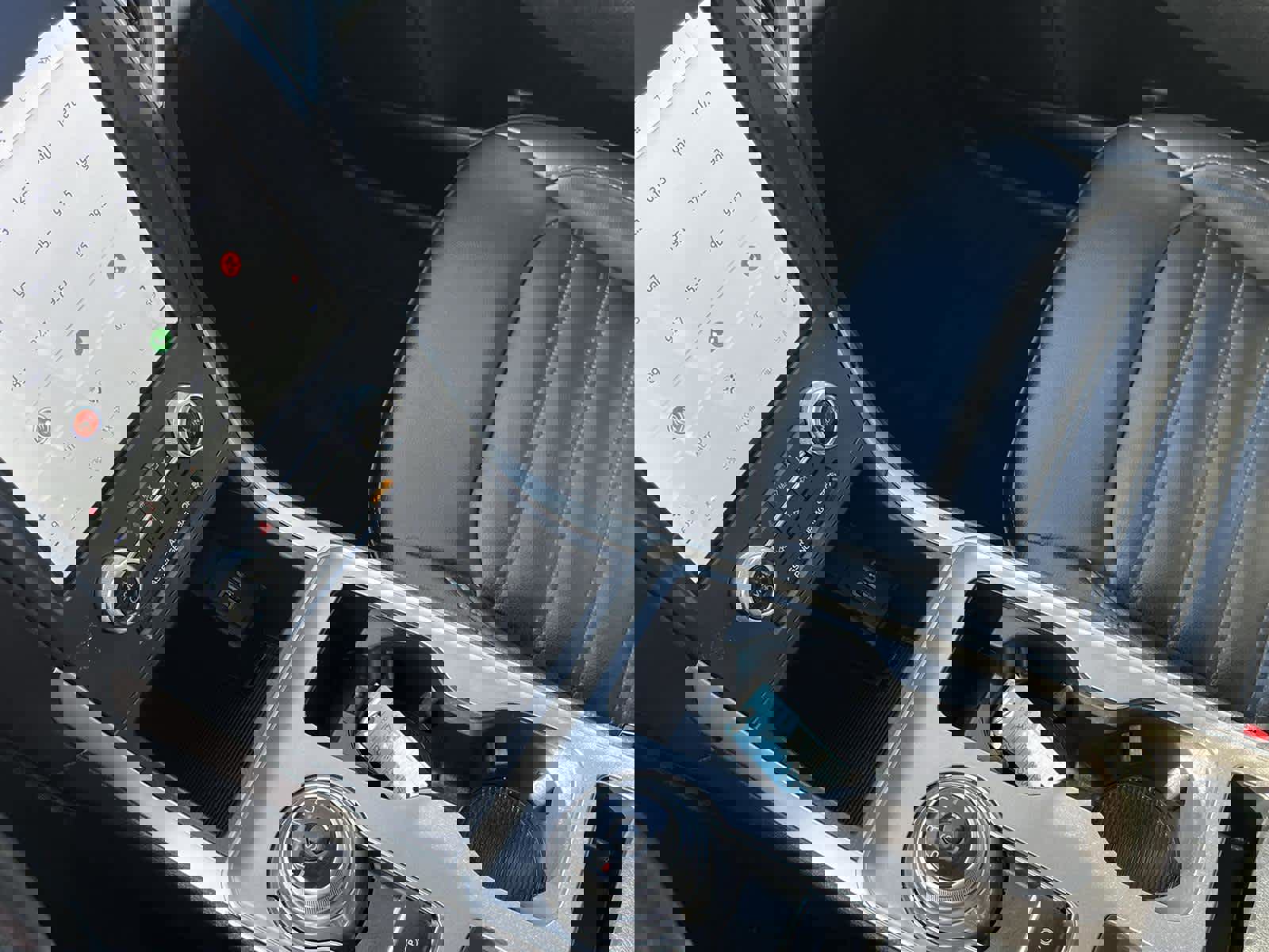 Used 2023 Ford Edge SEL image 24