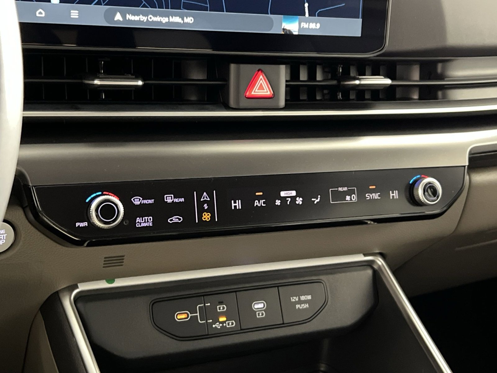 New 2026 Kia Carnival LXS image 19