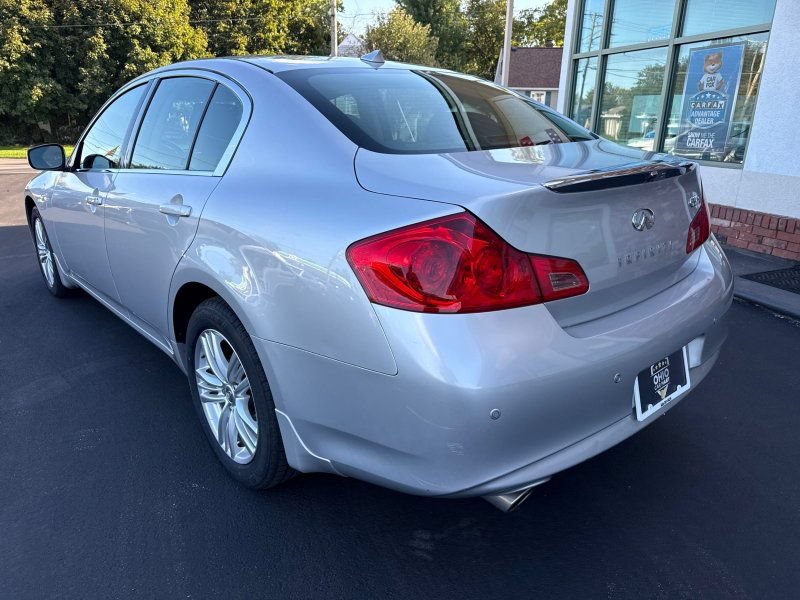 Used 2013 INFINITI G37 x Sedan w/ Premium Pkg AWD/4WD image 7