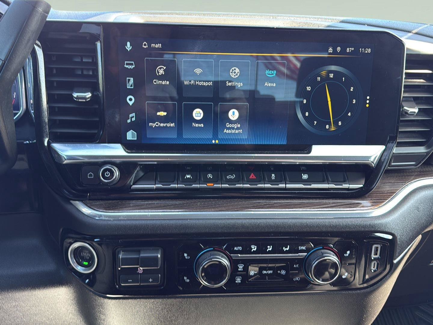 Used 2025 Chevrolet Silverado 1500 LT AWD/4WD image 18