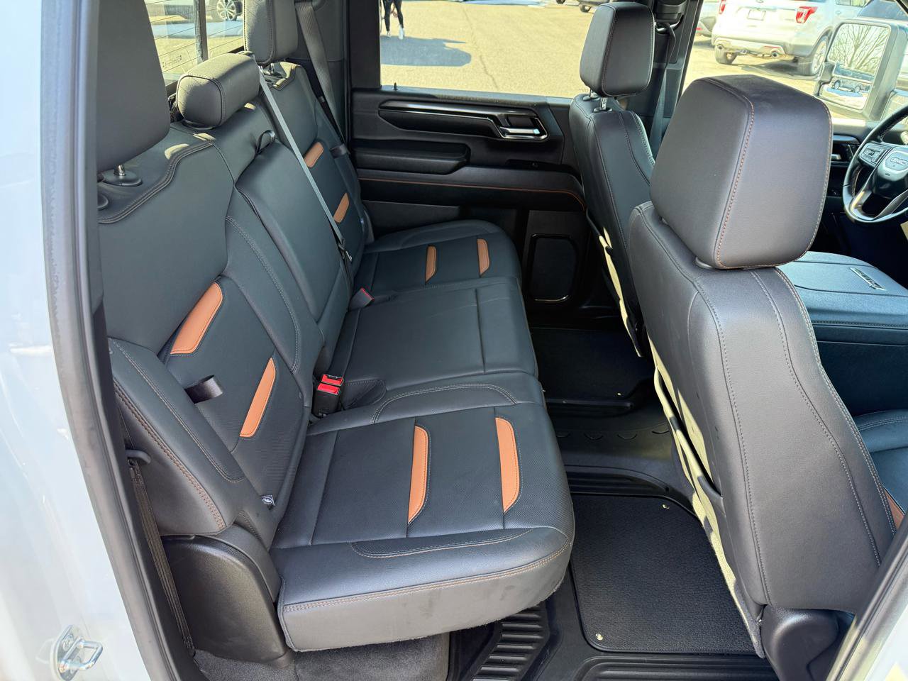 Used 2024 GMC Sierra 2500 AT4 w/ AT4 Premium Plus Package image 17