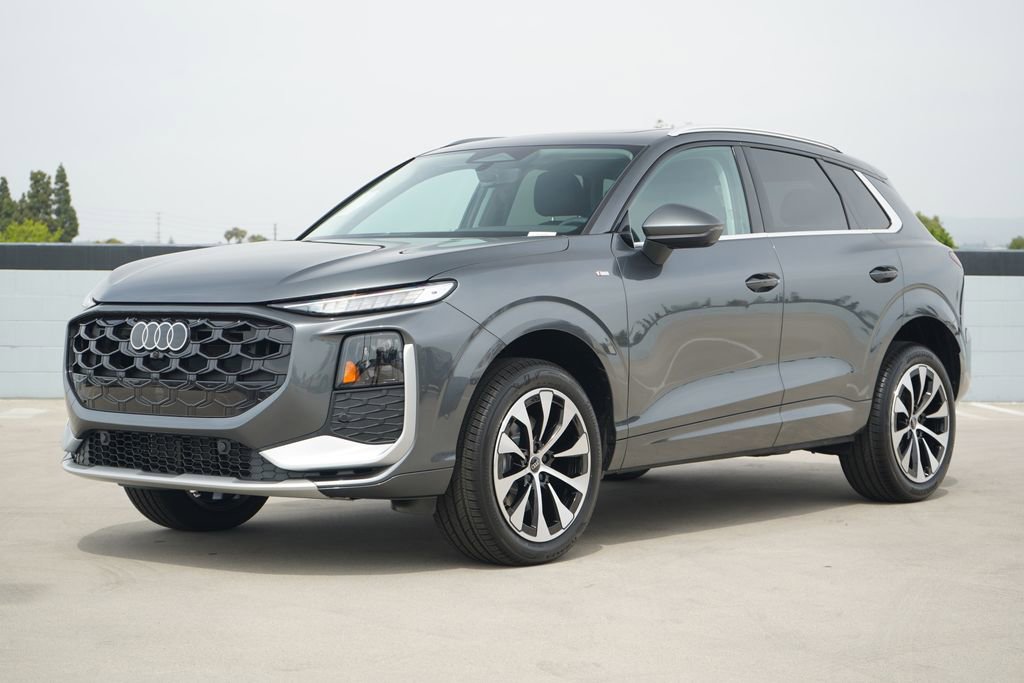 New 2026 Audi Q3 quattro 2.0T