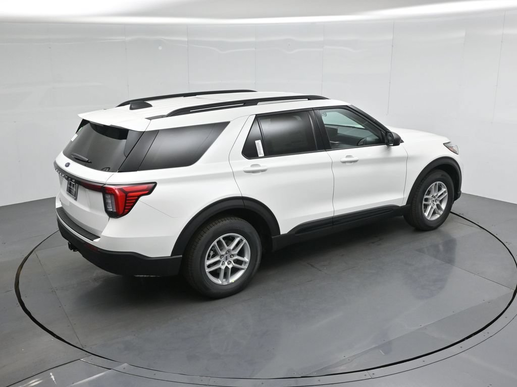 New 2026 Ford Explorer Active RWD image 38