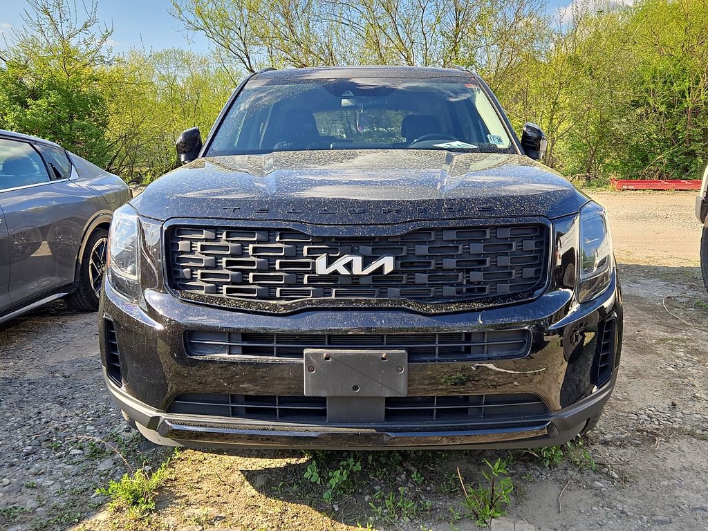 Used 2022 Kia Telluride EX w/ EX Premium Package image 2