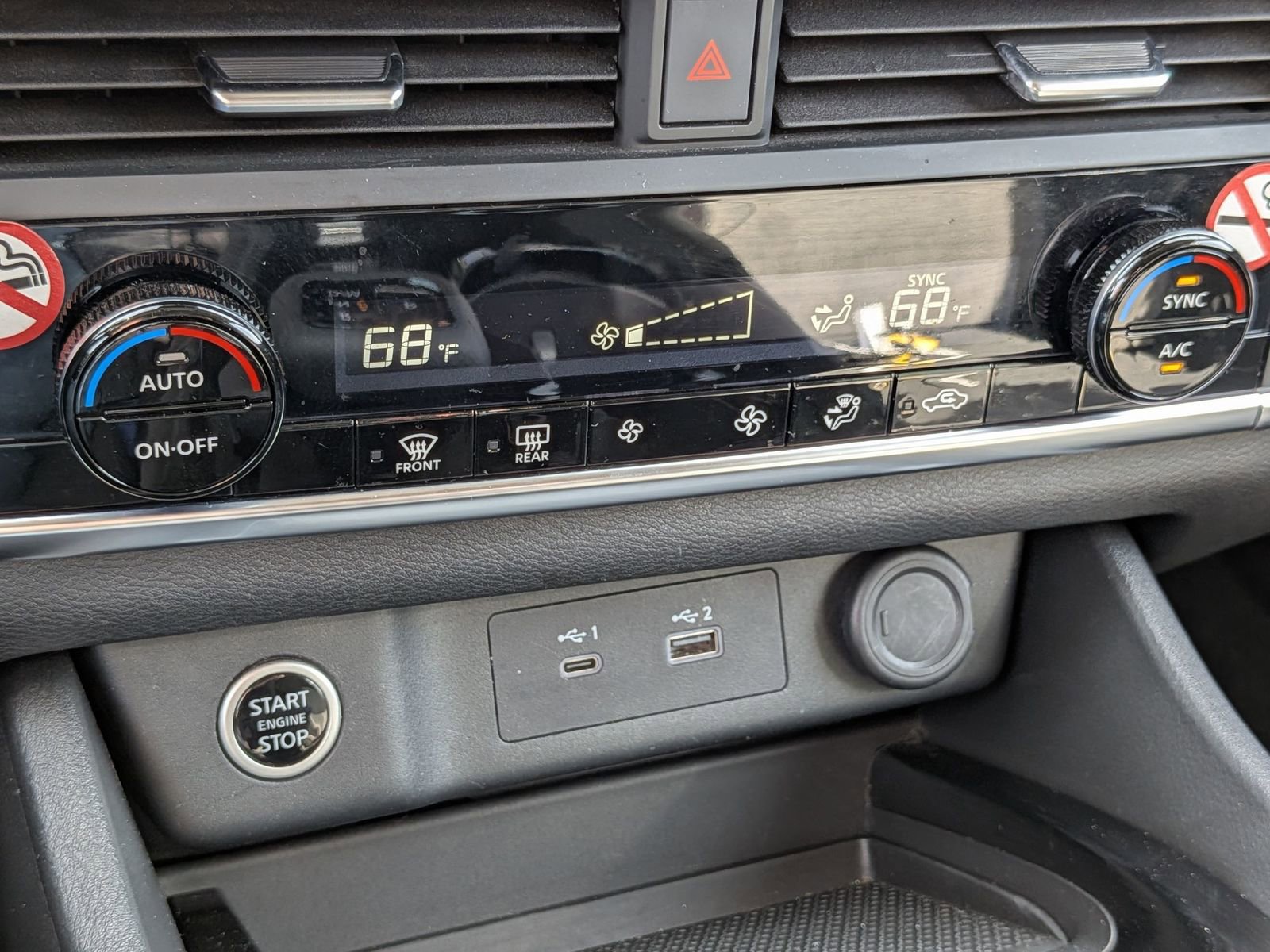 Used 2023 Nissan Rogue SV image 24