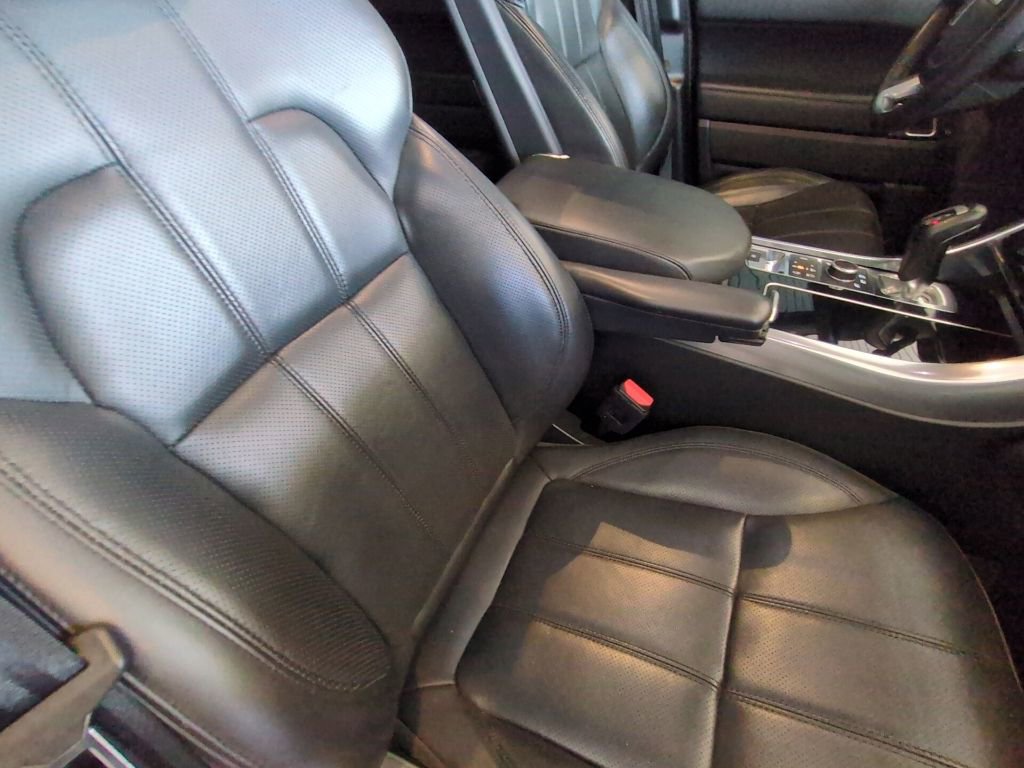 Used 2017 Land Rover Range Rover Sport HSE AWD/4WD image 22
