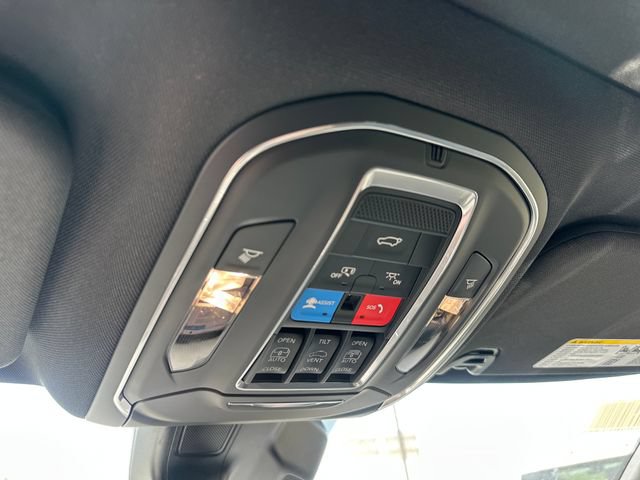 New 2026 Jeep Grand Wagoneer Limited AWD/4WD image 24