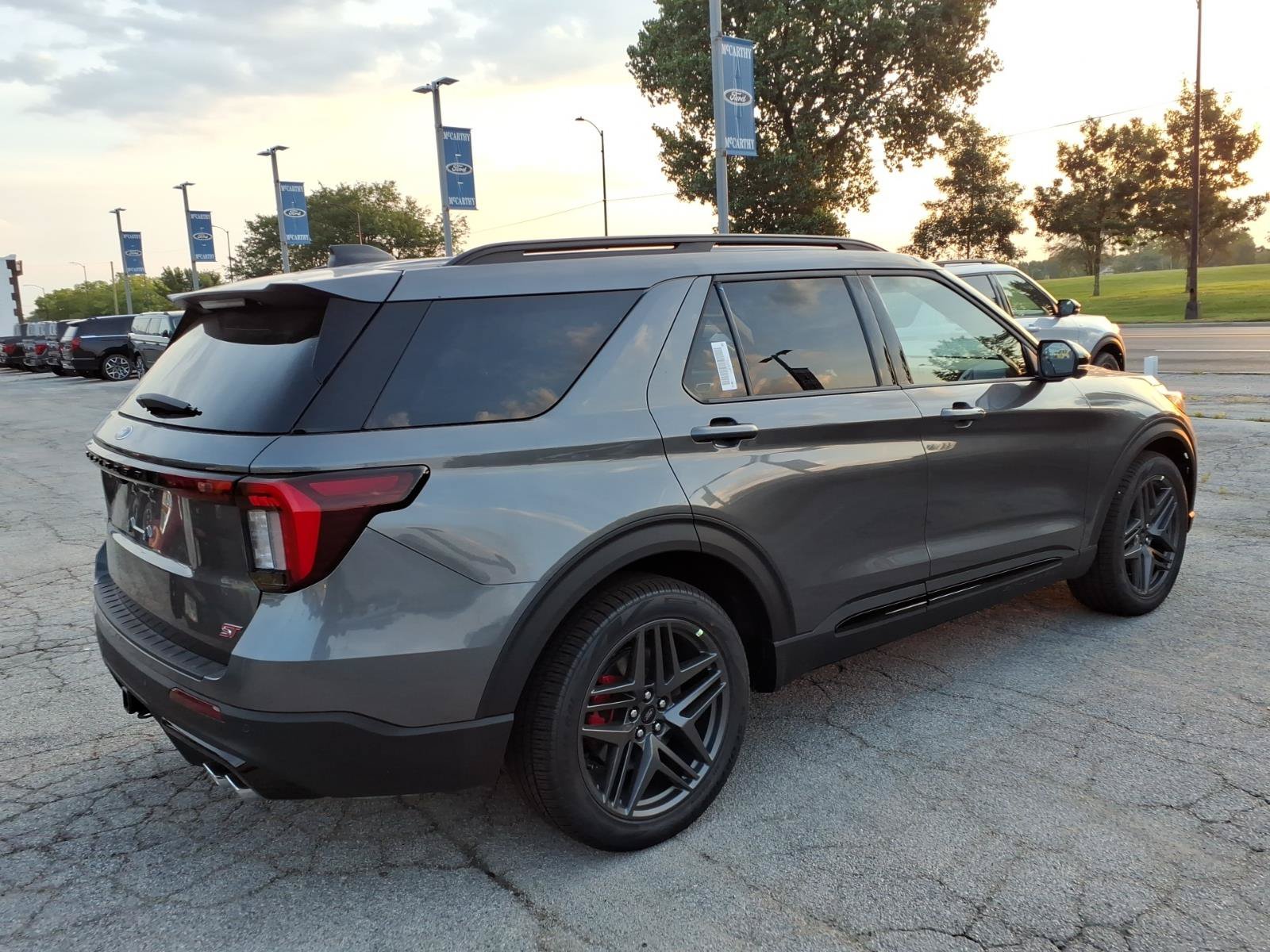 New 2026 Ford Explorer ST w/ Sun And Sound Package AWD/4WD image 3