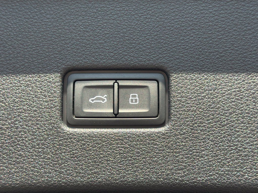 Used 2024 Audi SQ8 Premium Plus w/ Executive Package AWD/4WD image 15