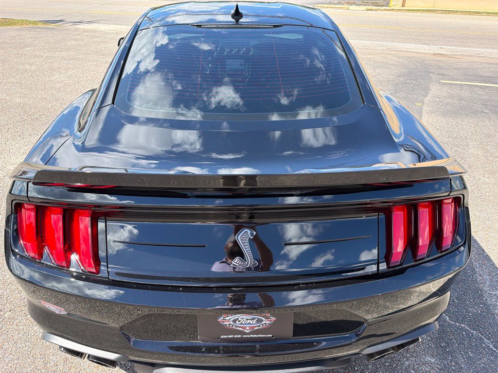 Used 2021 Ford Mustang Shelby GT500 w/ Technology Package RWD image 15